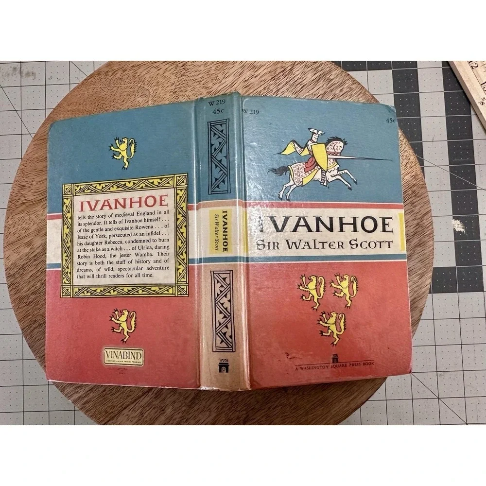 Ivanhoe by Sir Walter Scott, Vintage 1950s-60s  Hardcover Printed In The US